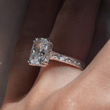 [Cornelia] 4ct Hand Engraved Diamond Ring