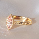 [Rococo] Hand-Engraved Bezel Engagement Ring