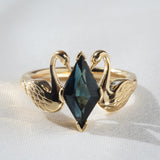 [Swan Oath] 18k Gold With Natural Teal Sapphire