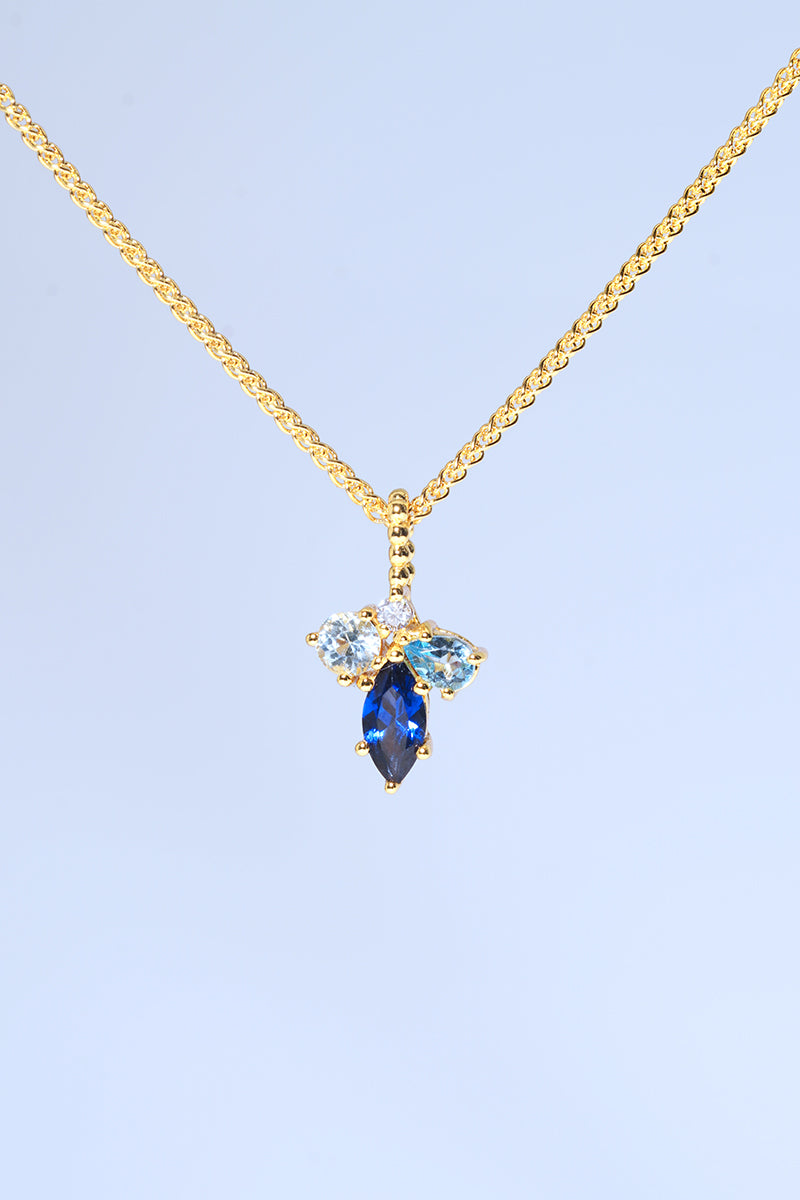 cluster jewellery, cluster necklace in gold vermeil, Poeme jewellery
