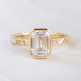 [Athena] Hand-Engraved Bezel Engagement Ring
