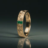 [Shape Of The Wind] Engraved Emerald Ring