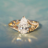[Lily of the Valley] Diamond Engagement Ring