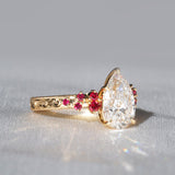 [Scarlet Twilight] Diamond And Ruby Ring With Hand Engraving