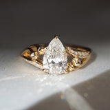 [Lily of the Valley] Diamond Engagement Ring